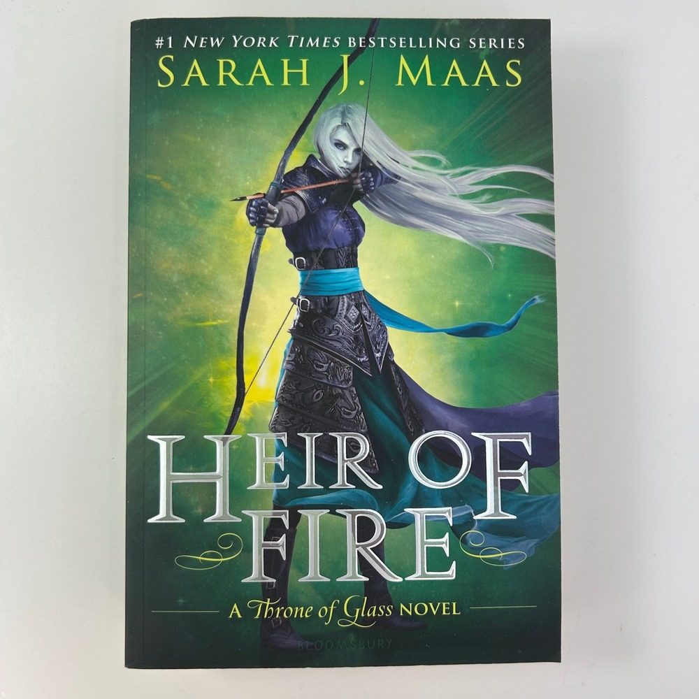 Heir of Fire Paperback by Sarah J. Maas Throne of Glass